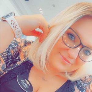 Meet your Posher, Skyler